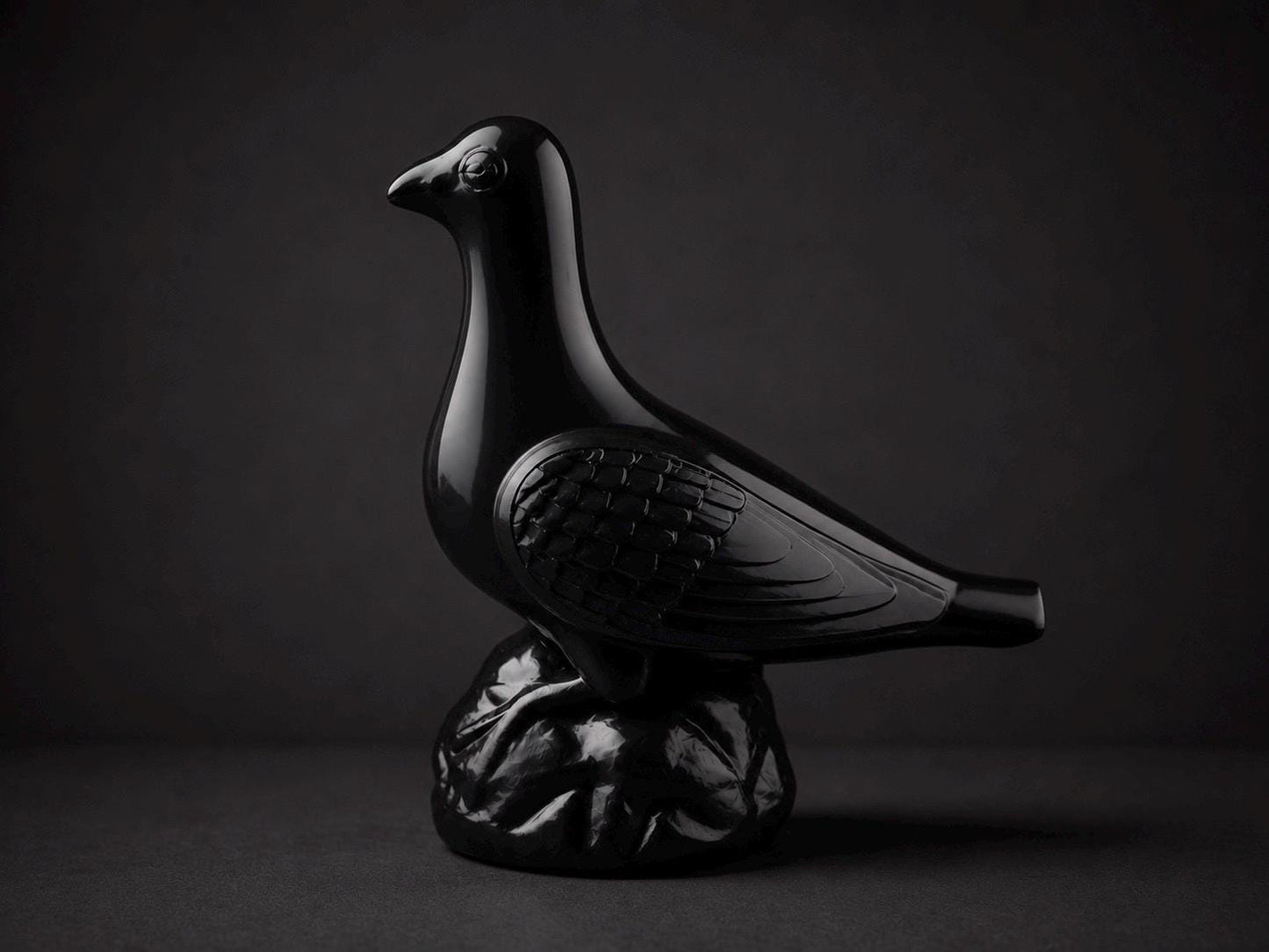 MIDNIGHT DOVE | Gloss Black