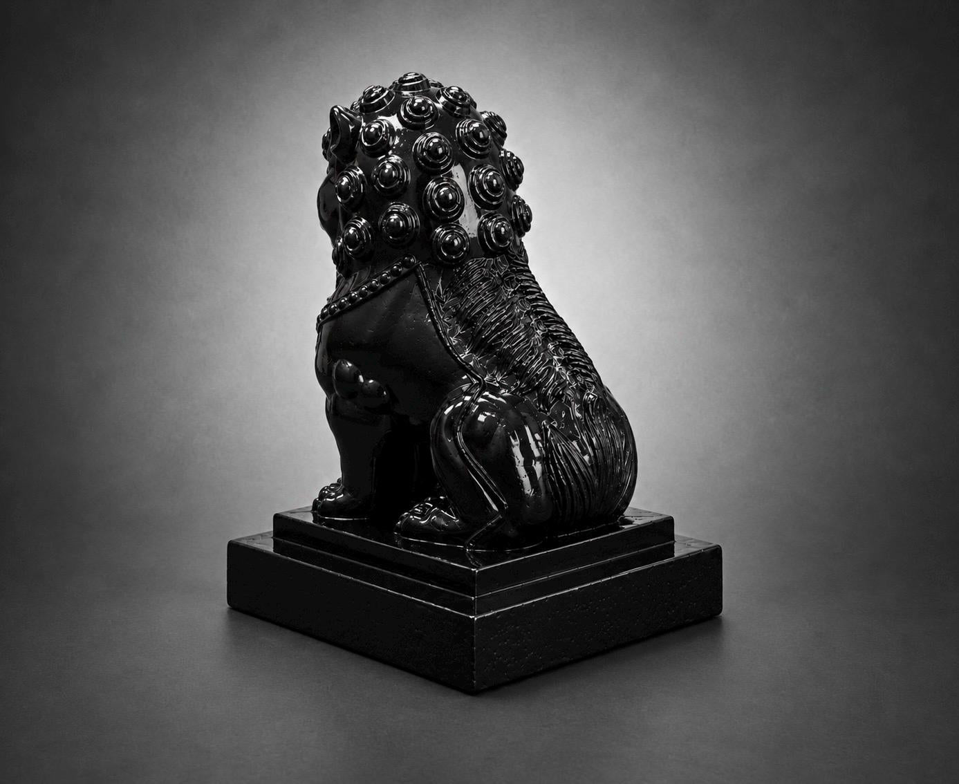 GUARDIAN LION | Gloss Black